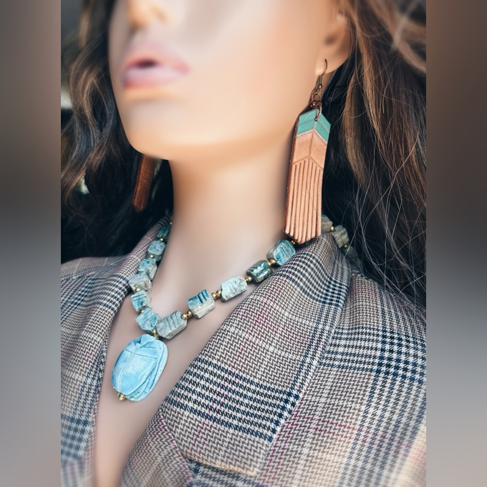 Vintage Soapstone & Chunky Egyptian Ceramic Scarab Necklace - Picture 2 of 14